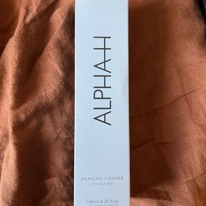 Alpha H Balancing Cleanser